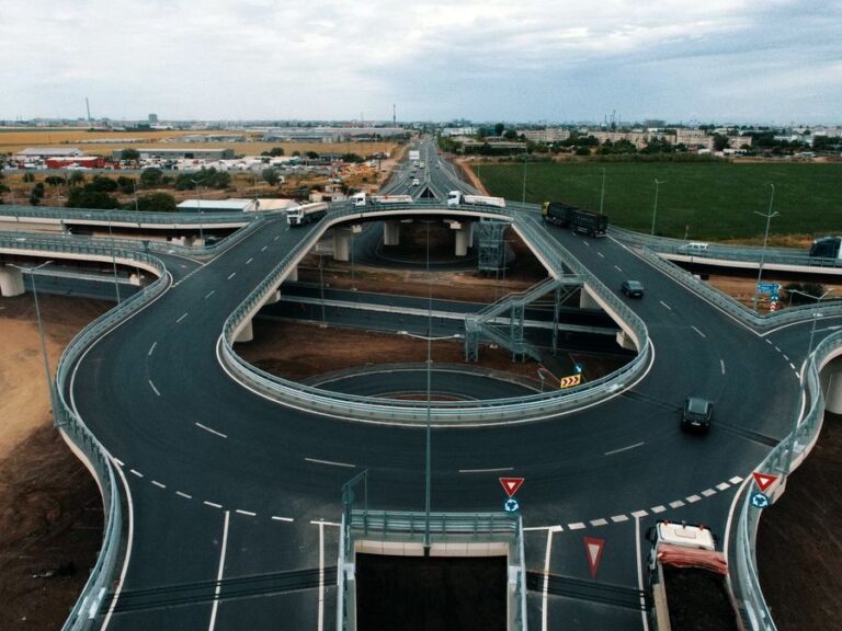 Proiecte mari de infrastructură în România și impactul lor