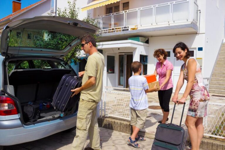Viața în orașele mici. Avantaje pentru familii tinere Viața în orașele mici. Avantaje pentru familii tinere