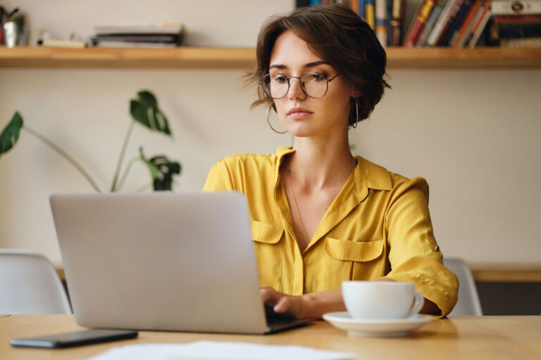 Impactul noilor competențe digitale asupra curriculum‑ului universitar
