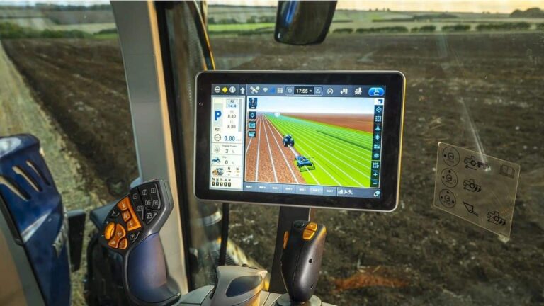 Agricultura modernă și tehnologia - soluții eficiente pentru ferme profitabile